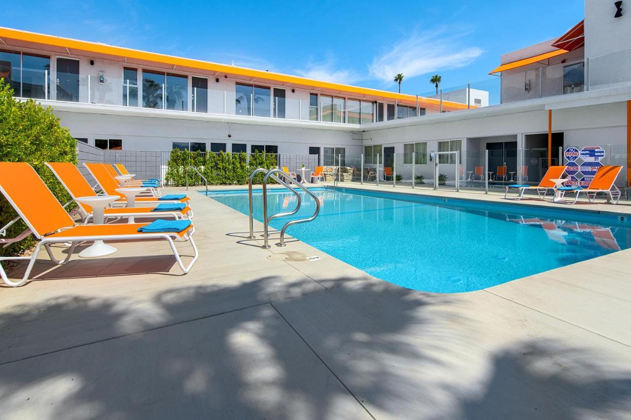 The Twist Palm Springs Ξενοδοχείο Εξωτερικό φωτογραφία